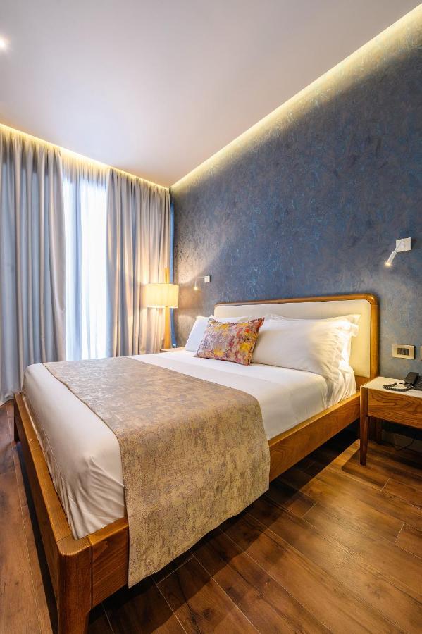 Chic Boutique Hotel Vlorë Екстериор снимка